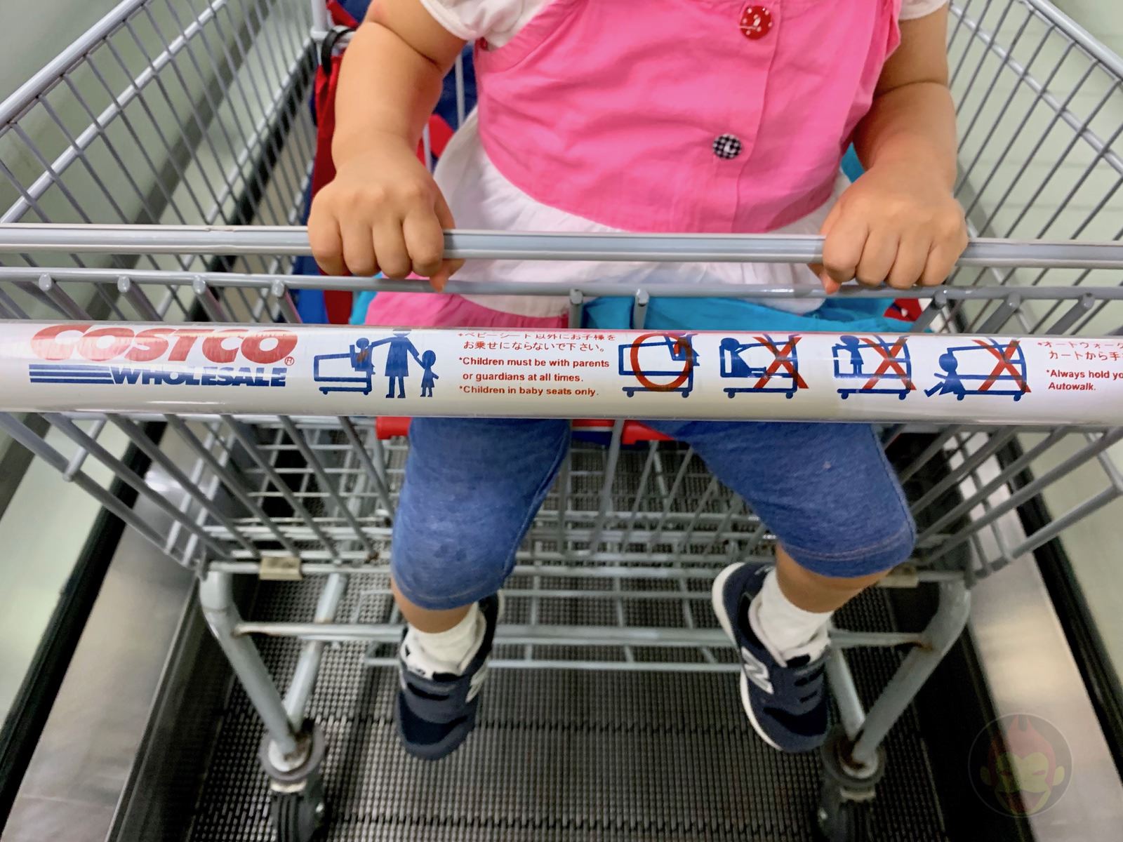 Costco with daughter 02