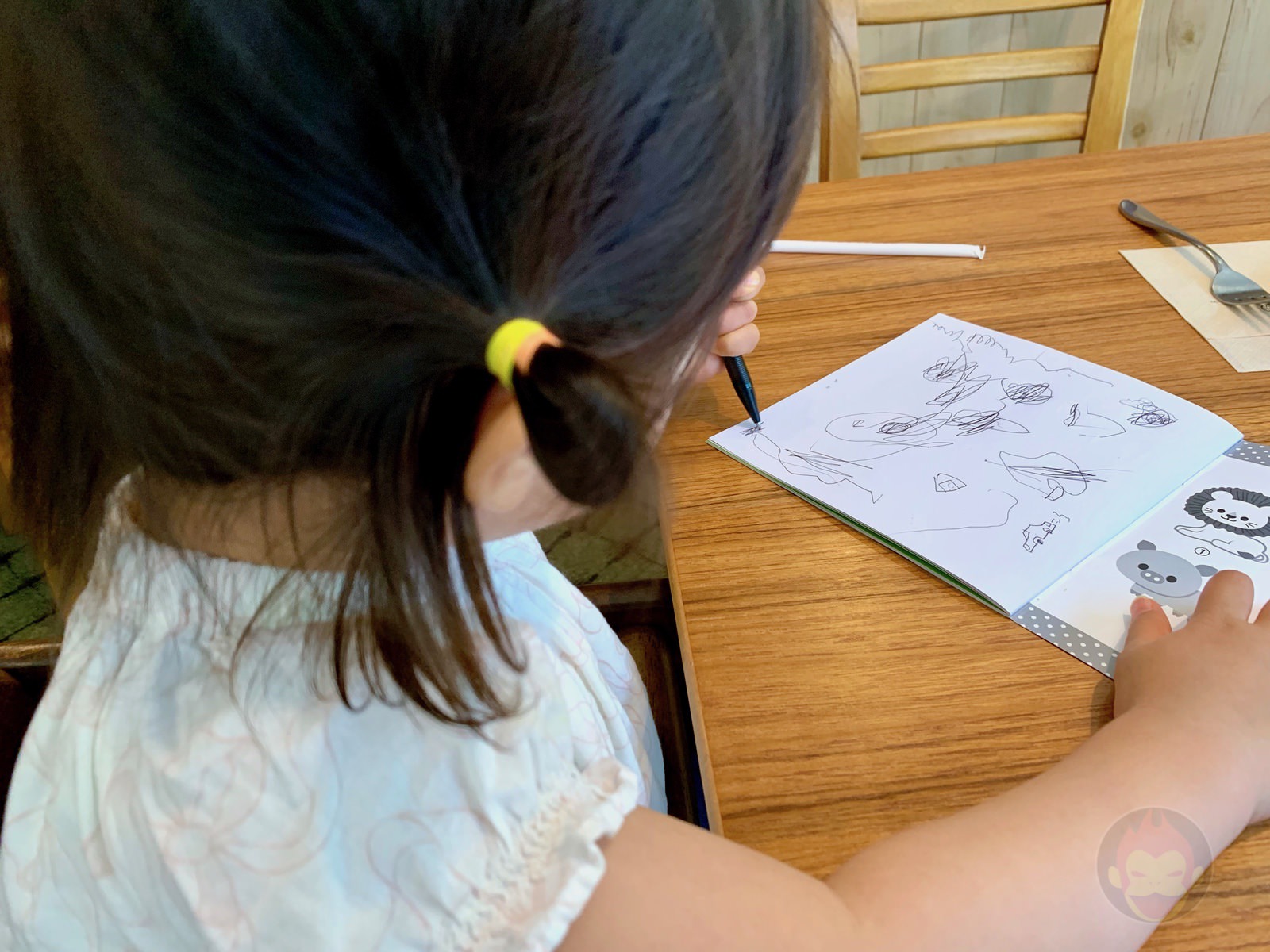 Dad and daughter has fun together and mom gets a day off 05