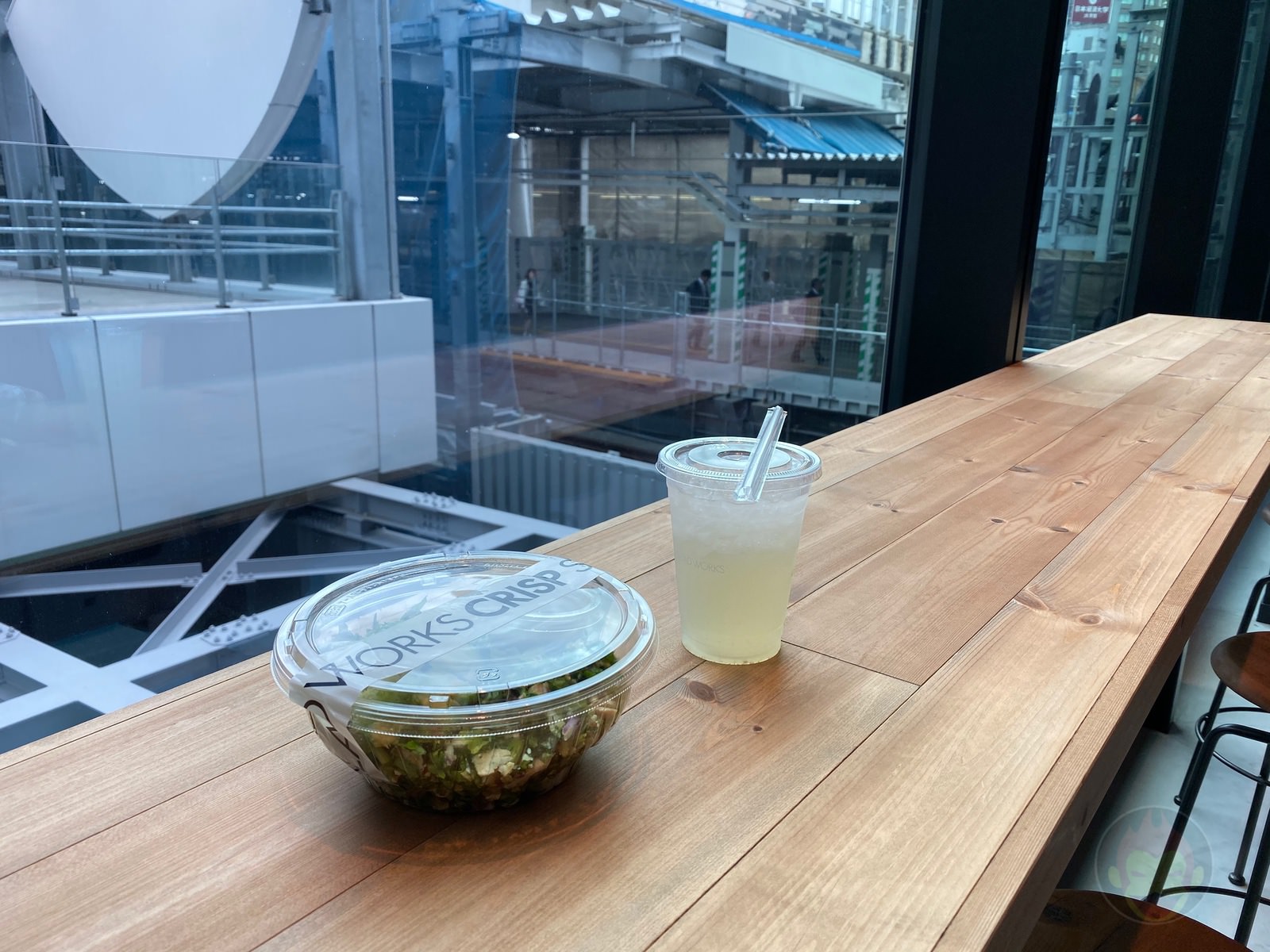 Crisp Salad Works Shibuya Scramble 06