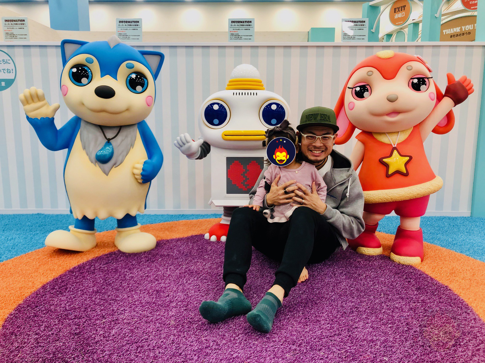 Taking Photos with NHK Characters 02