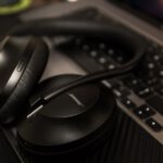 Bose-Noise-Cancelling-Headphones-700-01