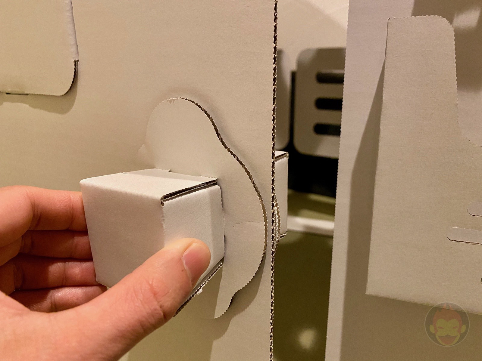 Cardboard house for my daughter 05