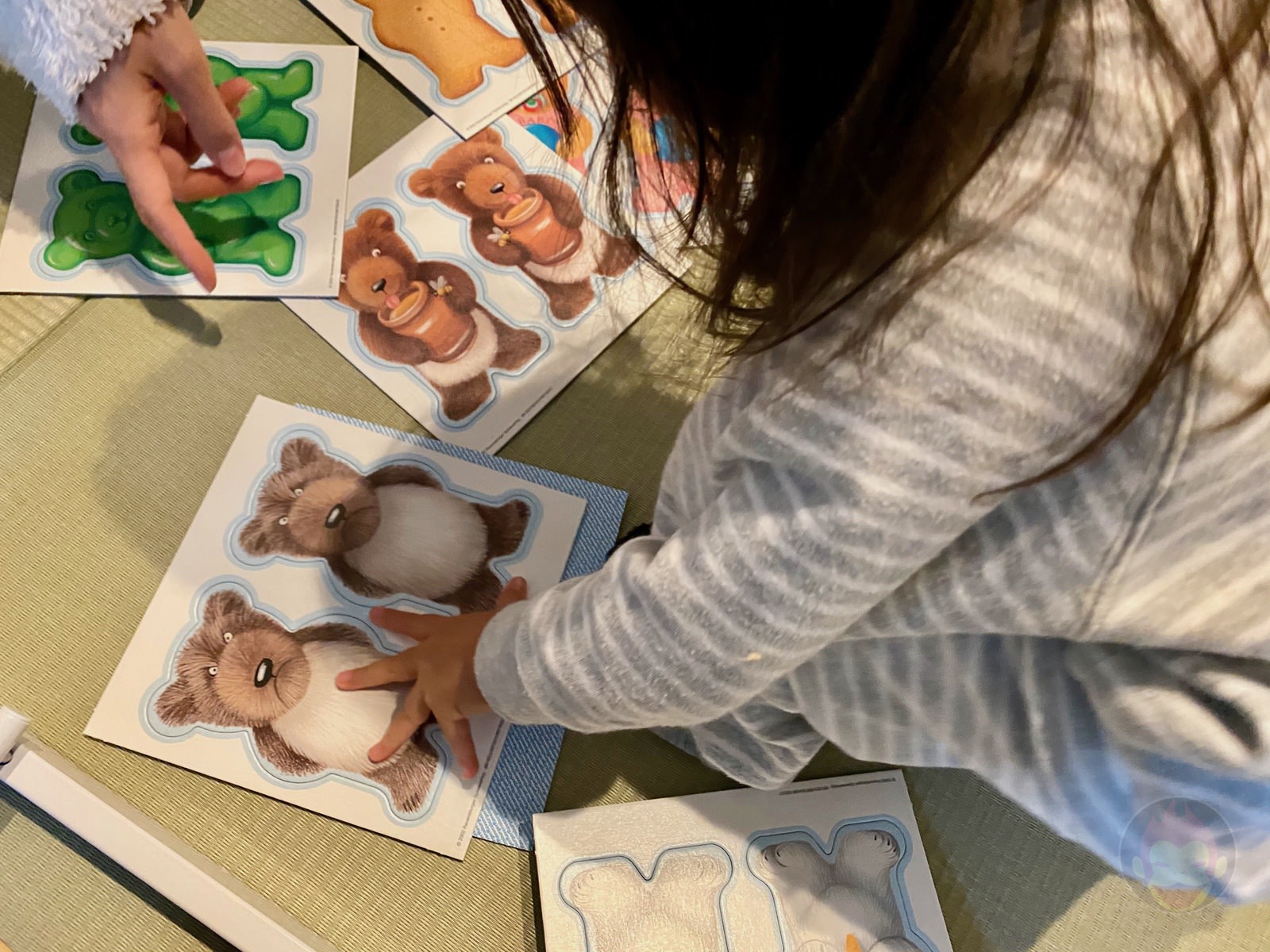 Cardboard house for my daughter 07