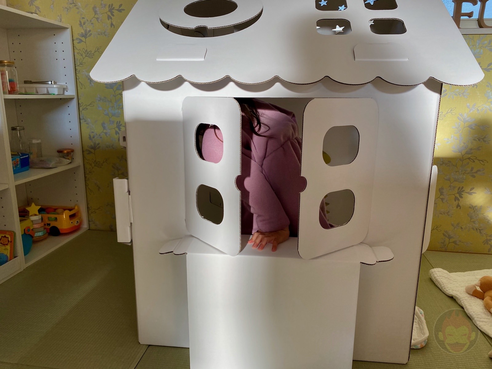 My Daughter finally enters the house 02