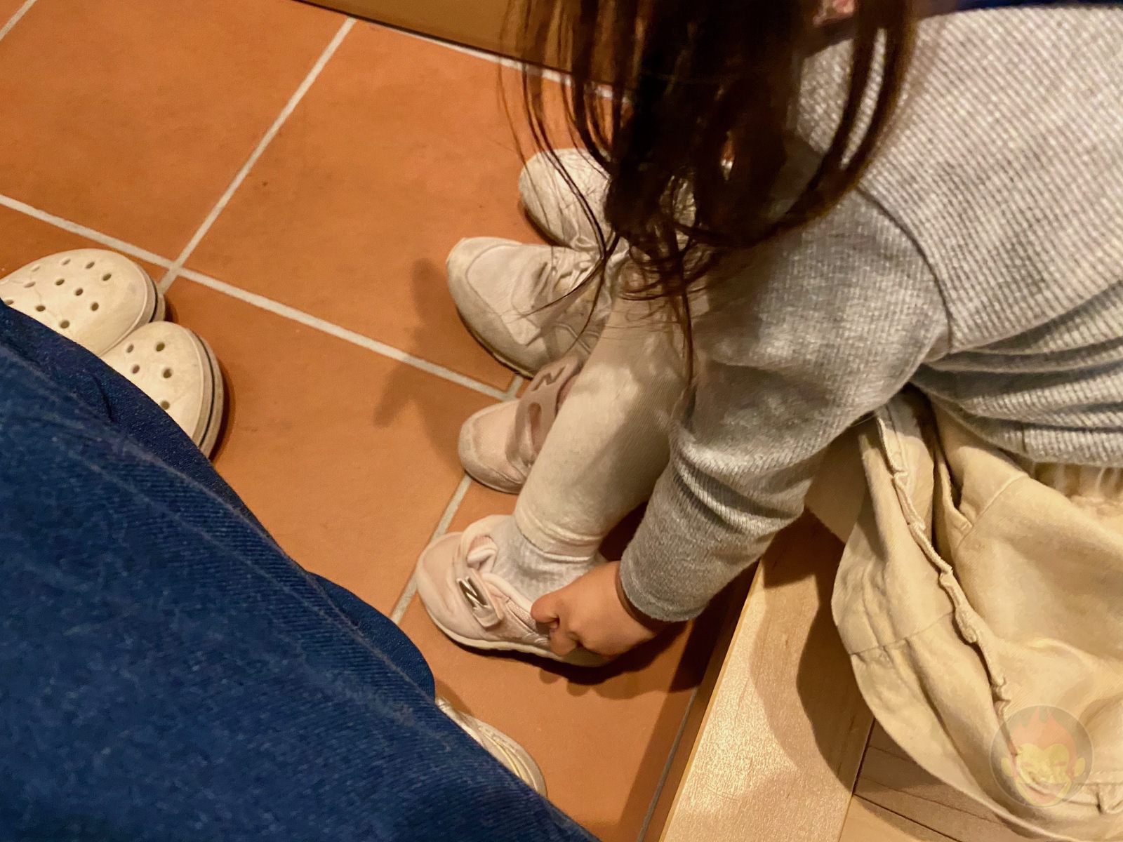 Buying Tenpura with my daughter 09