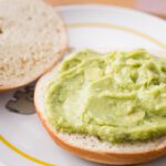 Costco-Shrimp-Avocado-Guacamole-Bagel-Sandwich-07.jpg