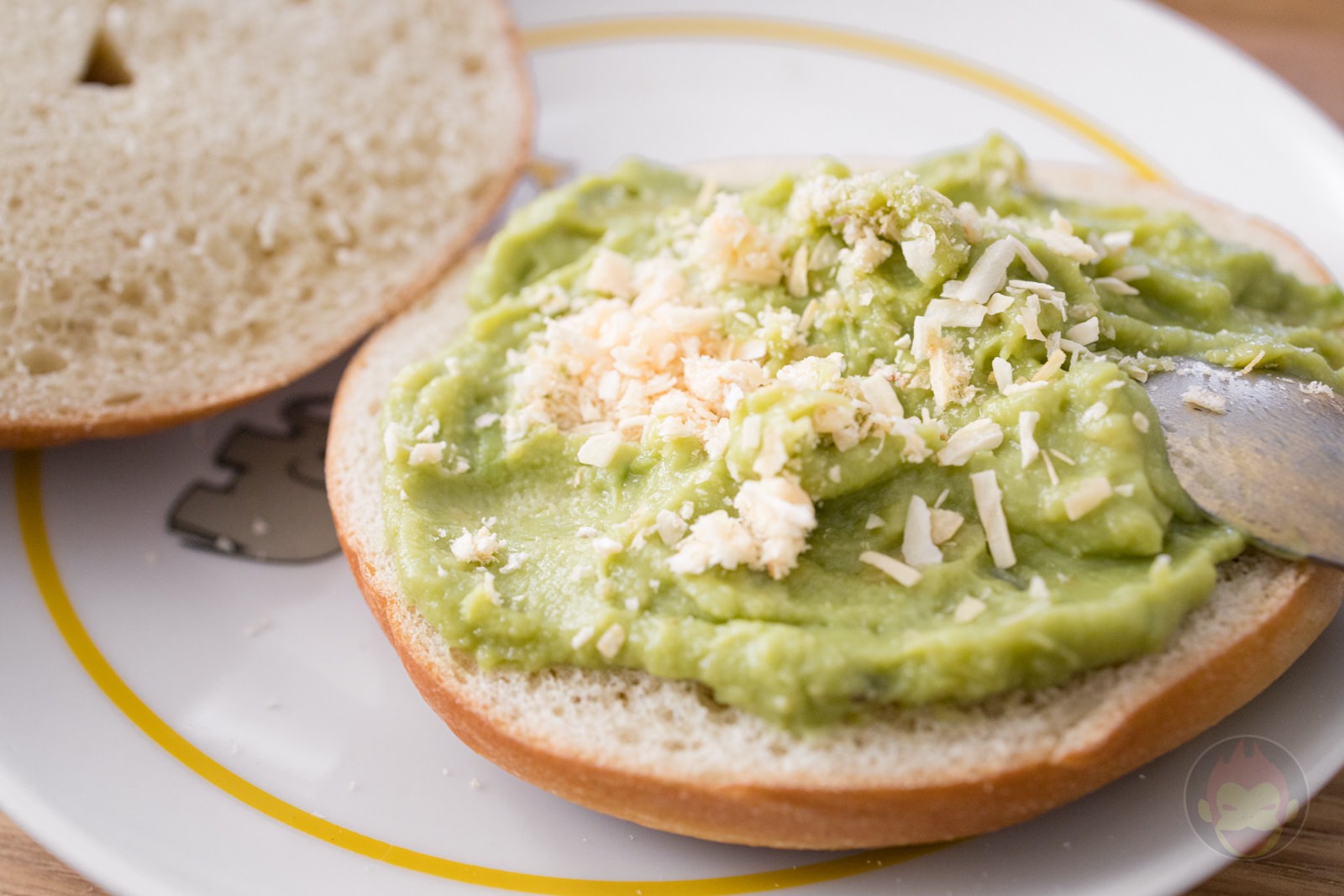 Costco Shrimp Avocado Guacamole Bagel Sandwich 09