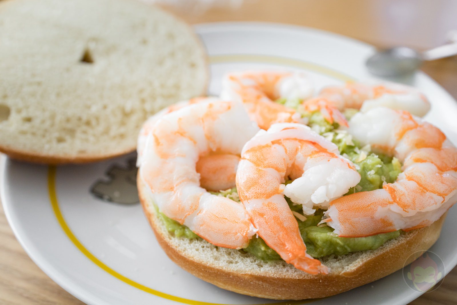 Costco Shrimp Avocado Guacamole Bagel Sandwich 10