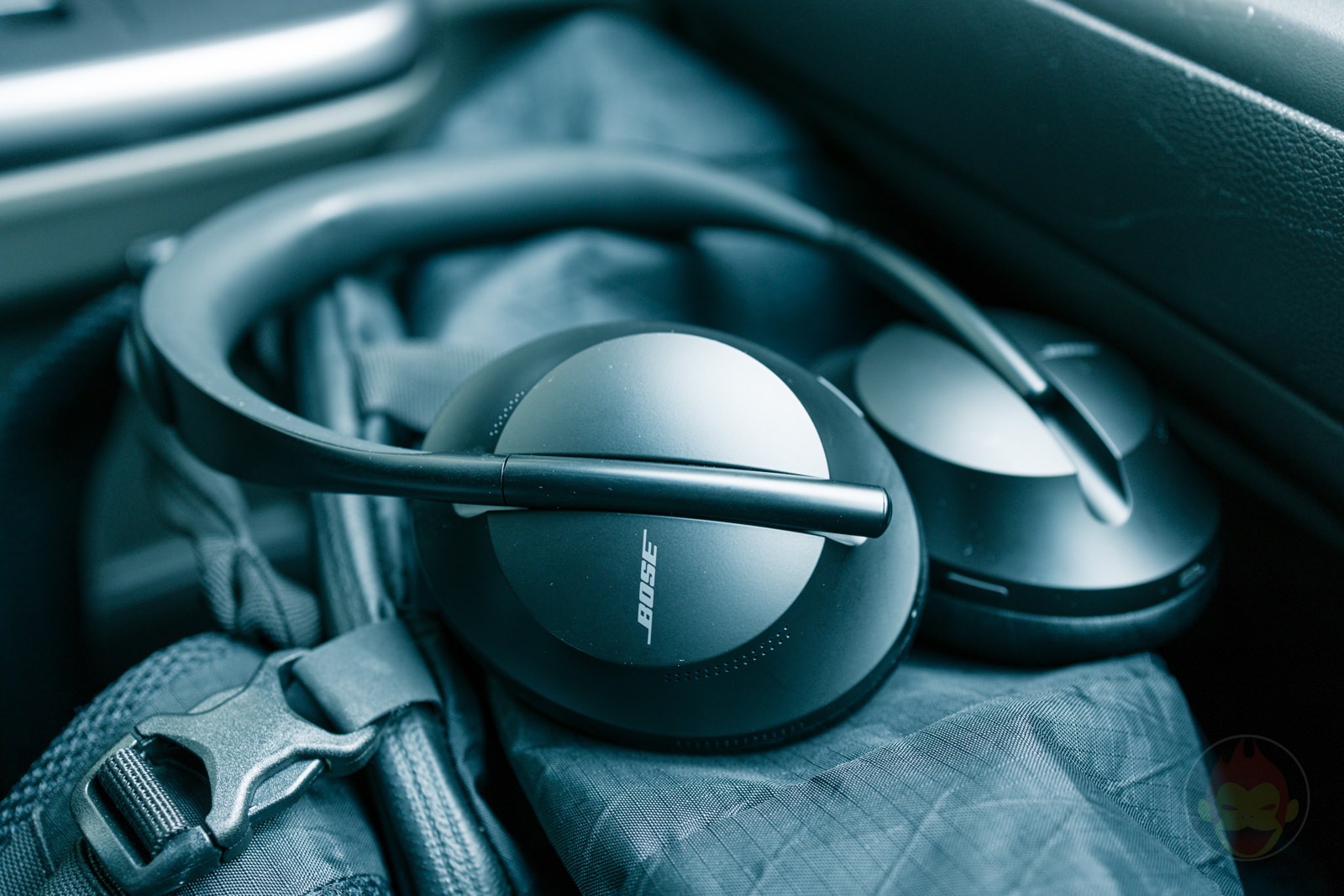 Canon EOS R6 35mm ff 8 MACRO IS STM Day in Life 24