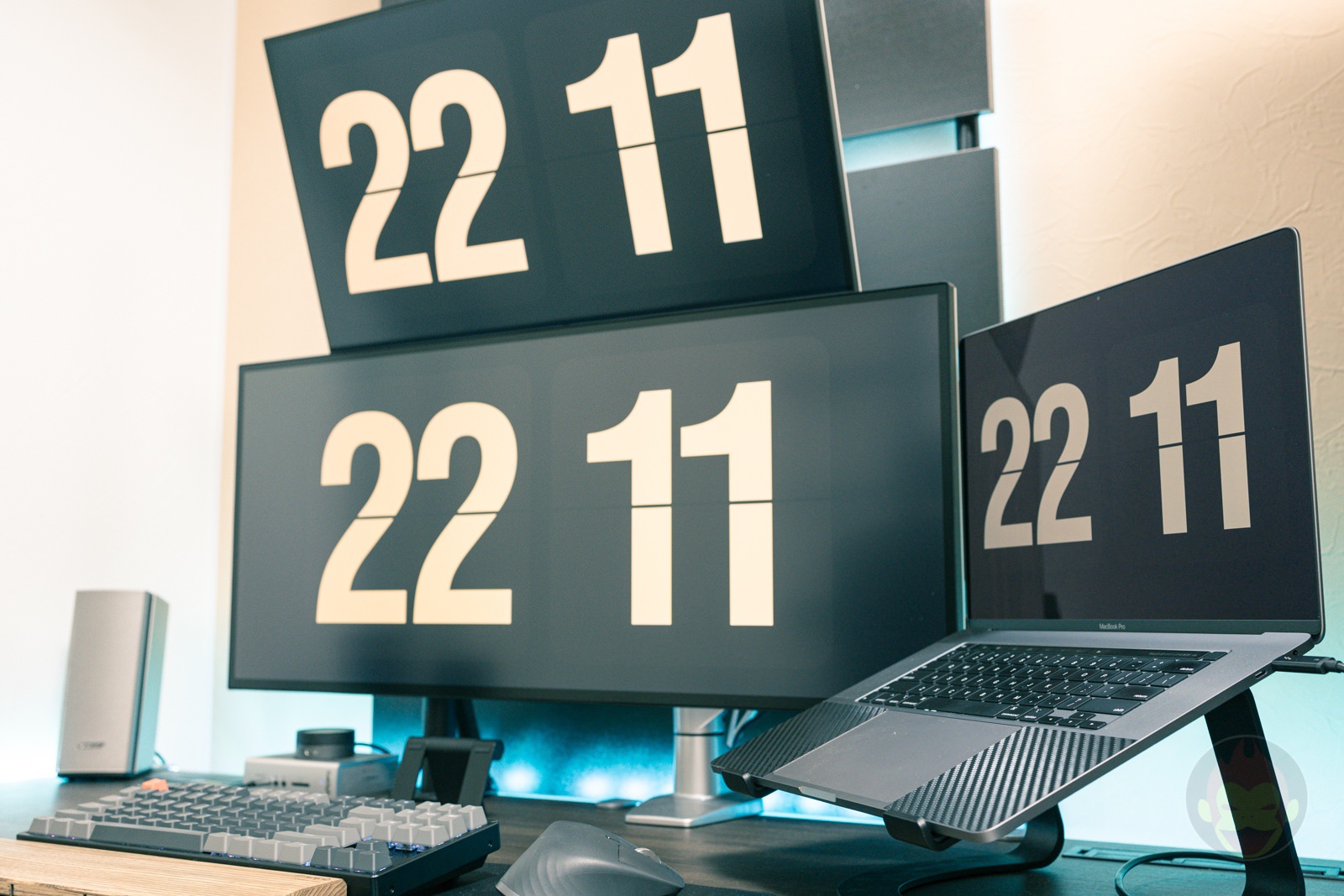 Canon EOS R6 35mm ff 8 MACRO IS STM Day in Life 40