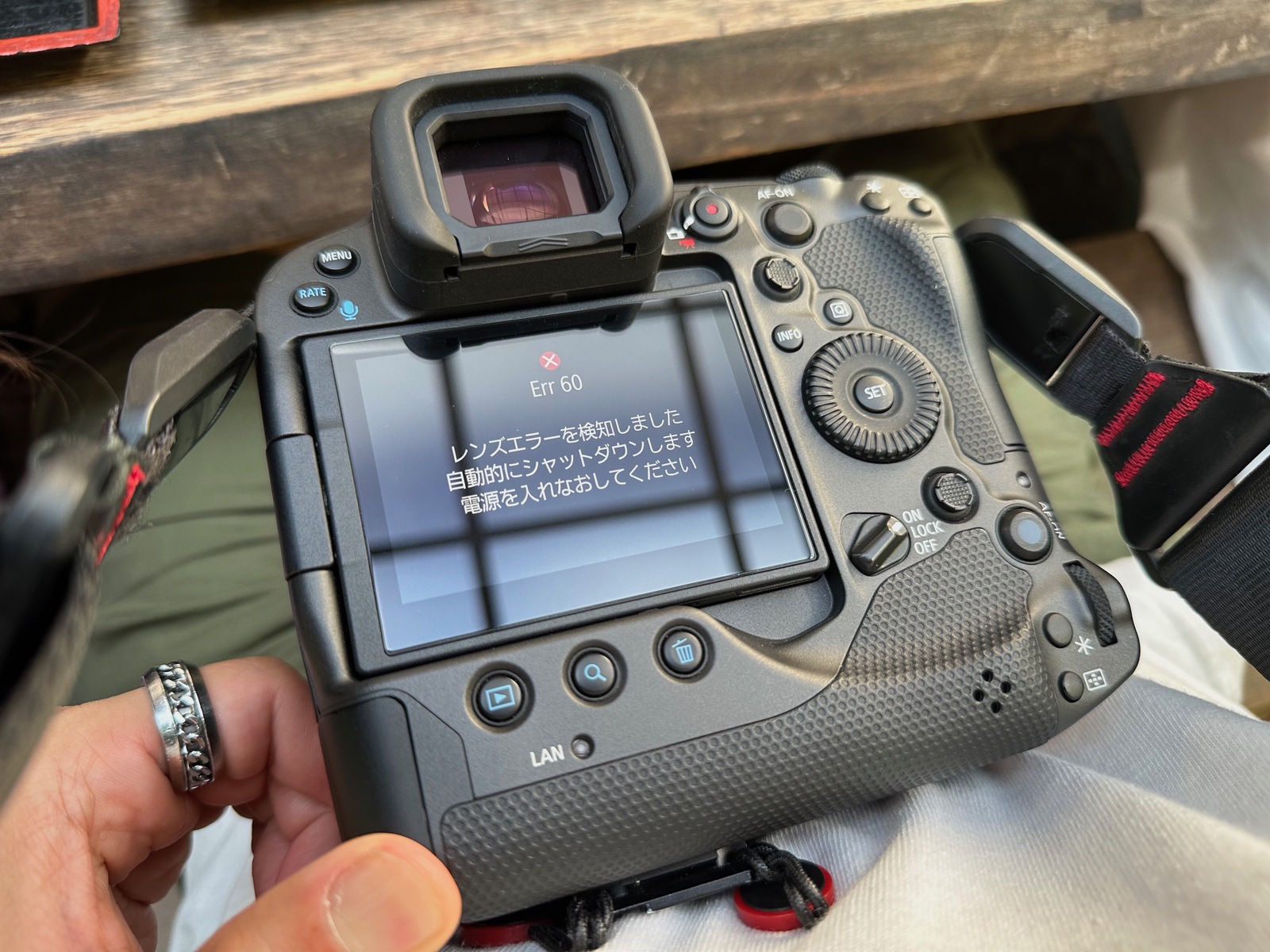 28mm f2 8 STM lens review with R3 01