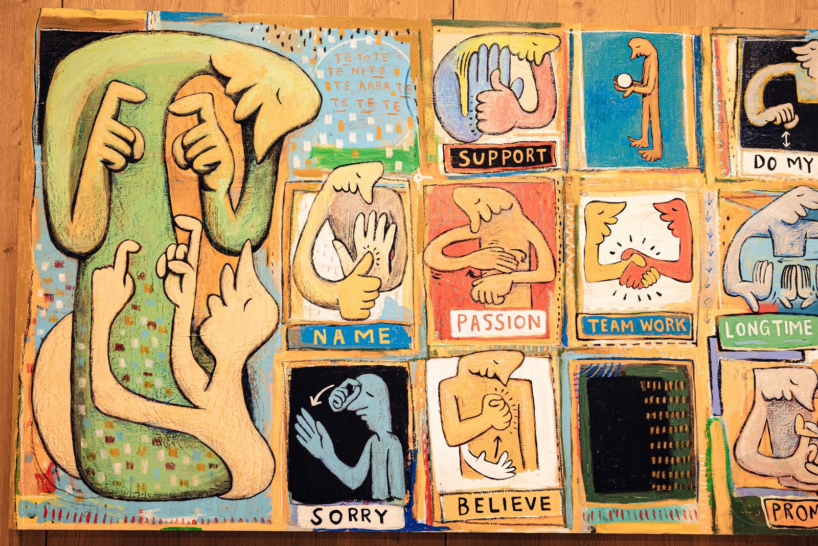 Sign Language Starbucks in japan 09