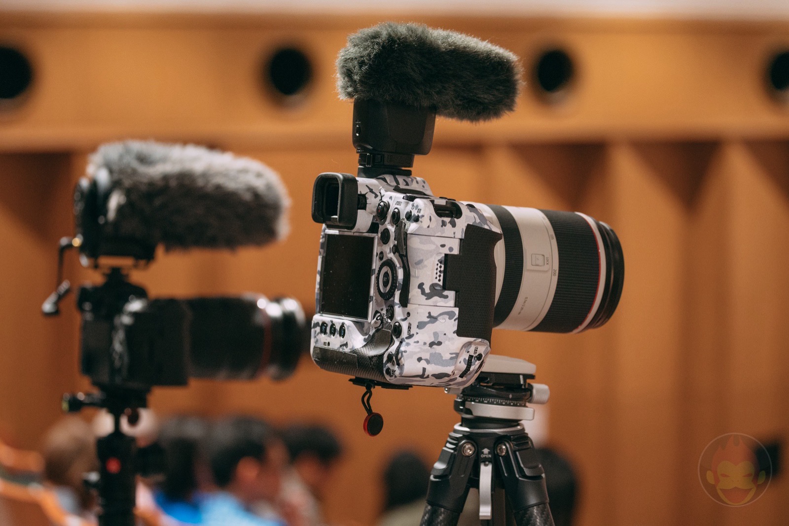 Recording my daughters performance at preschool 01