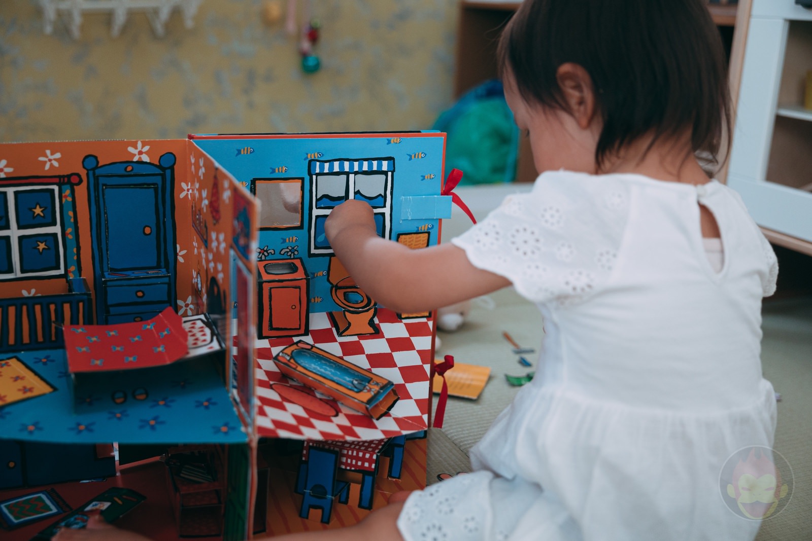 Maisy Book that becomes a doll house 02